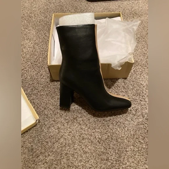 Princess Polly 2 Sided Bootie- worn once - Picture 3 of 4